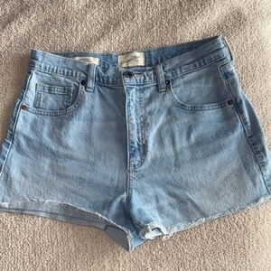 Universal Thread Light Blue Jean Shorts